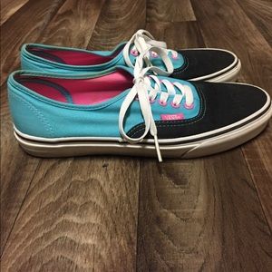 Womens Size 9 Vans Sneakers